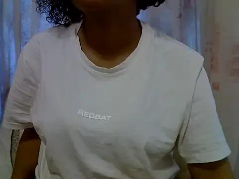 Milkyjuicytitt — Freechat on StripChat
