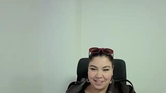 Millie_Joy — MAKE MY  PUSSY WET IN THE OFFICE