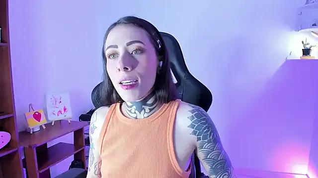 millyInk — Nude, Close-up Pussy & Squirt 