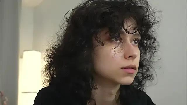 MimiLicks — spanks with whip