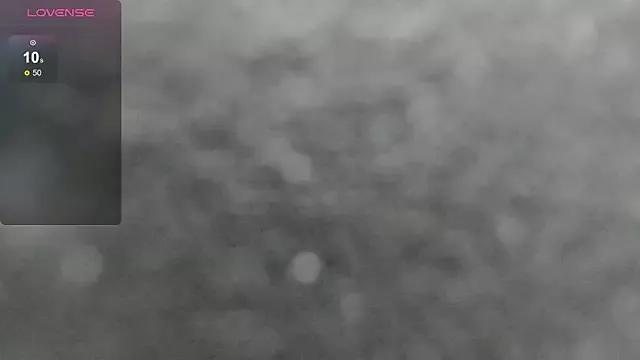 minimaya on StripChat 