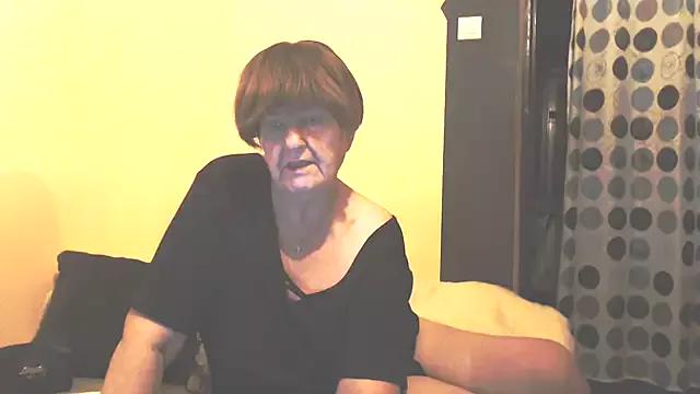 Freechat MioritaHard on StripChat