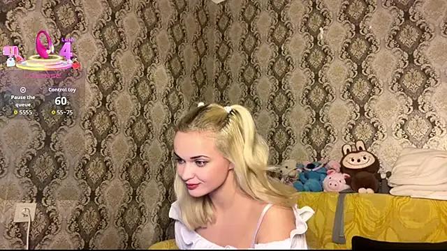 StripChat Mirabella333 is Freechat Mirabella333 — take off your top