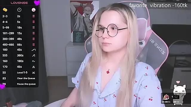 Freechat miray_kuriyama123 on StripChat