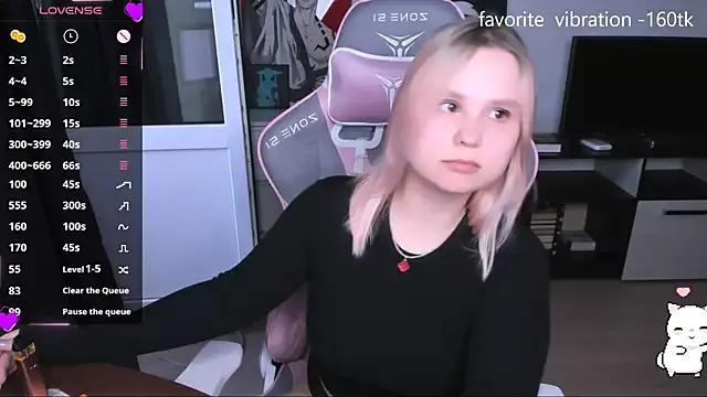 Freechat miray_kuriyama123 on StripChat