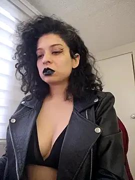 miss_carmila1 — Feet job!
