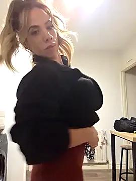 Miss_J888 on StripChat 