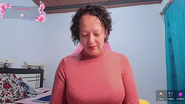 Miss_Oriana —  Zoom asshole