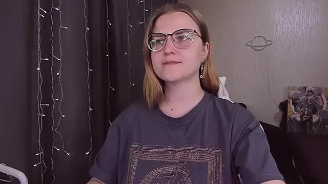 Freechat MissBrightShine on StripChat