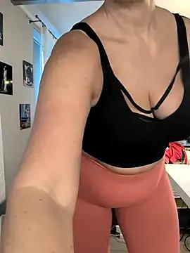 missjenn_x — I WANNA   FUCK  MY  HORNY  PUSSY