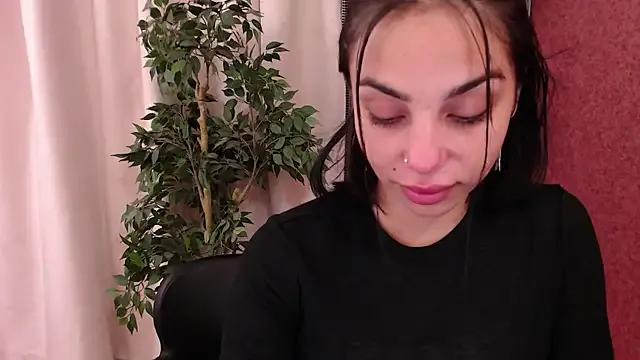 Freechat MissJuliax on StripChat