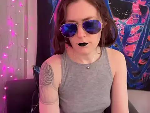 mistressannafoxx — oil and play with tits