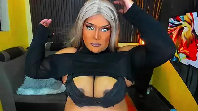 Freechat MistressDuhara on StripChat