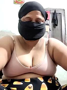 Mmm143 — Full Nude