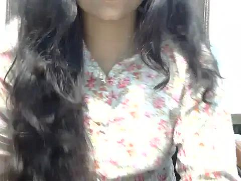 Mohinisingh_04 — Please support  me guys I am new model 