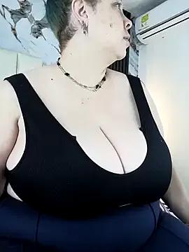 Freechat mollieblue69 on StripChat