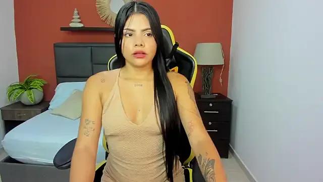molly_lovee_ — ICE IN MY TITS