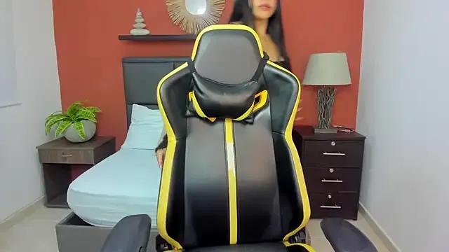 molly_lovee_ — ICE IN MY TITS