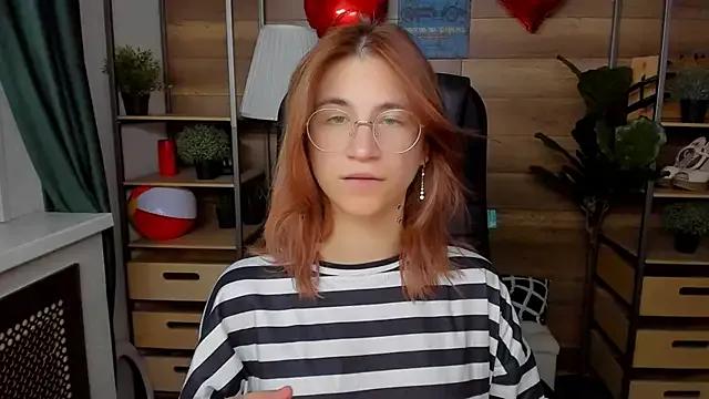 Moon13152 — Squeeze my liitle pretty nipples