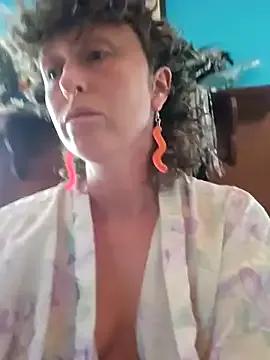 mossy_kiss — Naked 10! Mins and nip clampz