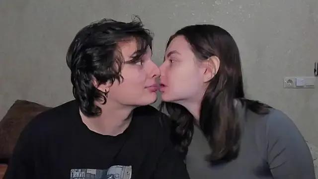 muuur_fam — show pussy