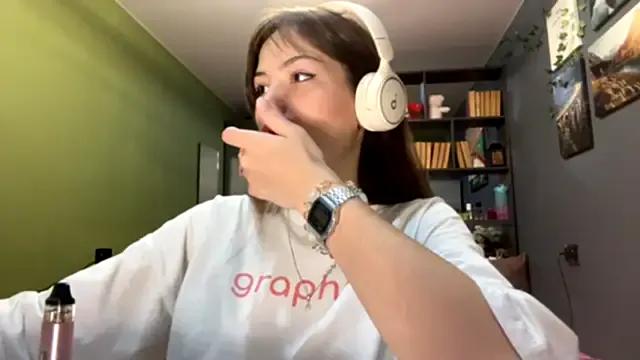 MysticAlisa — Spin around once!