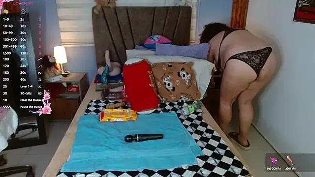 Freechat Nadia_84 on StripChat