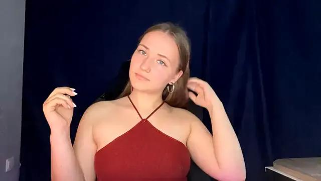 NadineFess — Lick my plump lips closely