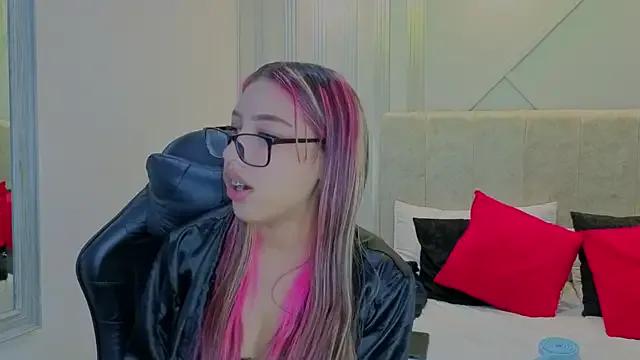 Freechat nami_sweet_ on StripChat
