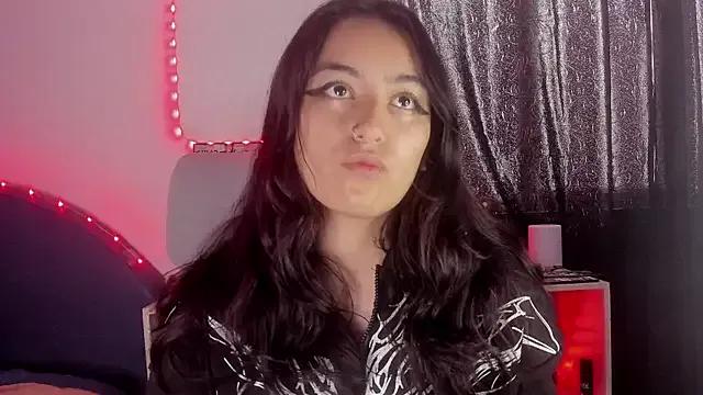 Freechat namiiwhite on StripChat