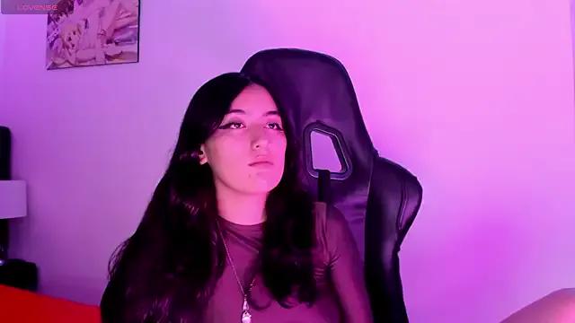 Freechat namiiwhite on StripChat