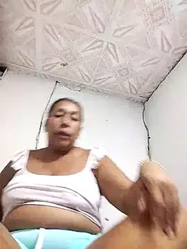 Naomi-Mature — Show pussy