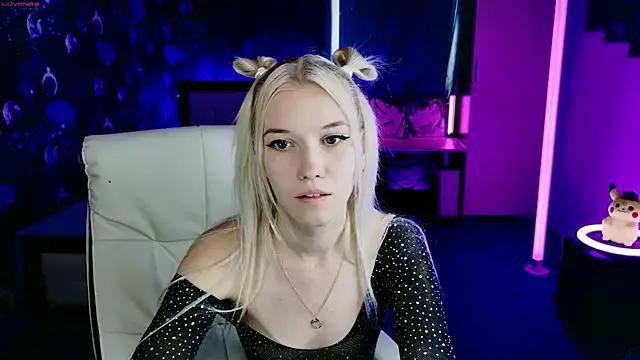 NaomiHita — tits zoom play