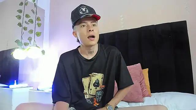 Nascary_Fox — show ass spank x3