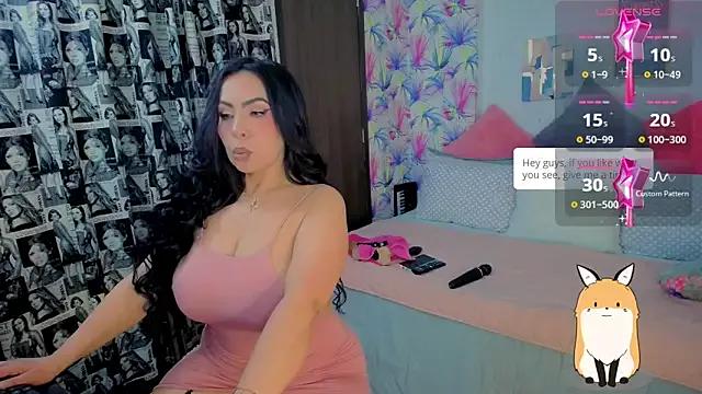 Freechat natahottt on StripChat