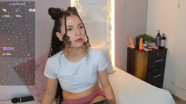 Freechat natalie_esmith on StripChat