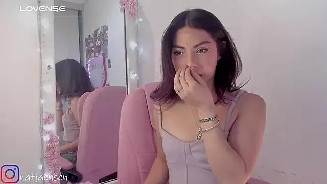 natalie_jaensen on StripChat 
