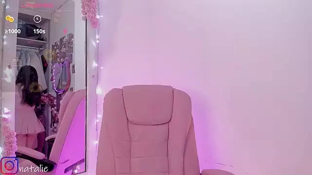 natalie_jaensen on StripChat 