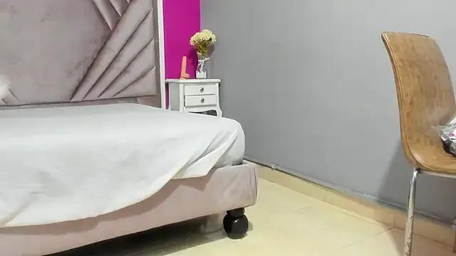 natasha_bigbooty — spank ass