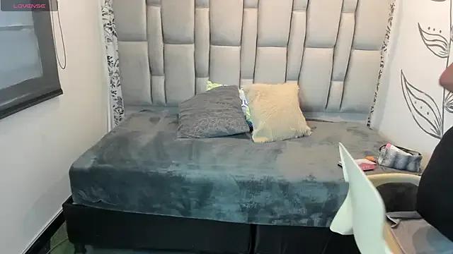 Freechat Natasha_rose__ on StripChat