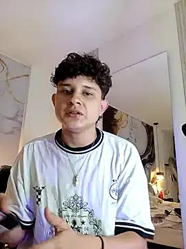 Nathan_Bluee — Freechat on StripChat
