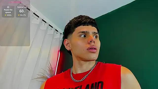 Freechat Nathaniel_Park on StripChat