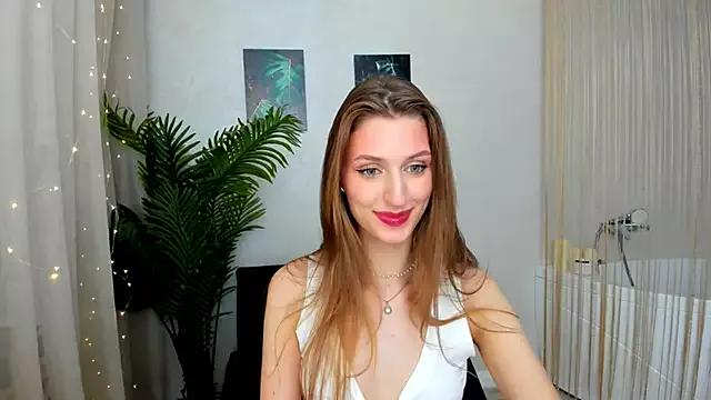 Private NaturalBeaty on StripChat