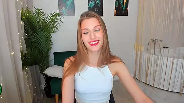 Private NaturalBeaty on StripChat
