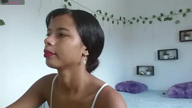 Nayeli_1 — Cream in tits