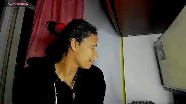 Nenita_Hot_ on StripChat 