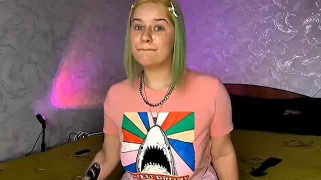 NeonNectar_ — Blowjob with a realistic dildo)