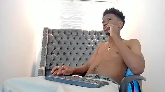 nero_reyd — Freechat on StripChat