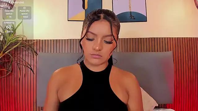 Freechat NicolleeEvanss on StripChat