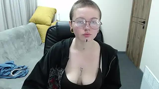 Nika_Snow — My goal naked show in free chat